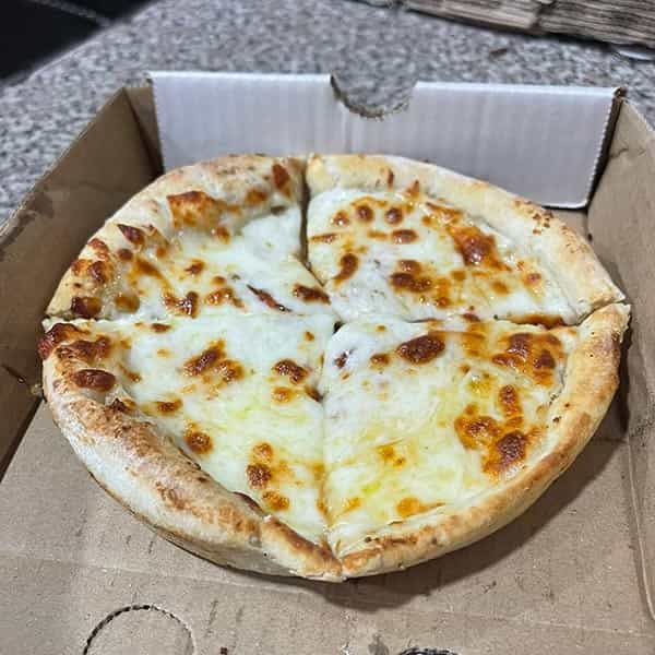 Garlic Pizza image